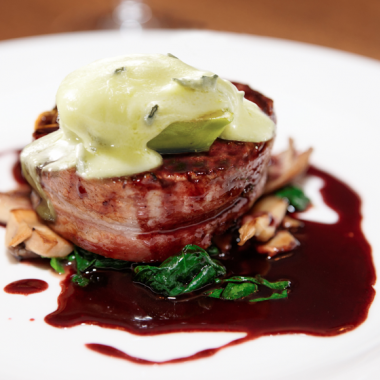 Bildmotiv für Rindermedaillons mit CAMBOZOLA und Feigen